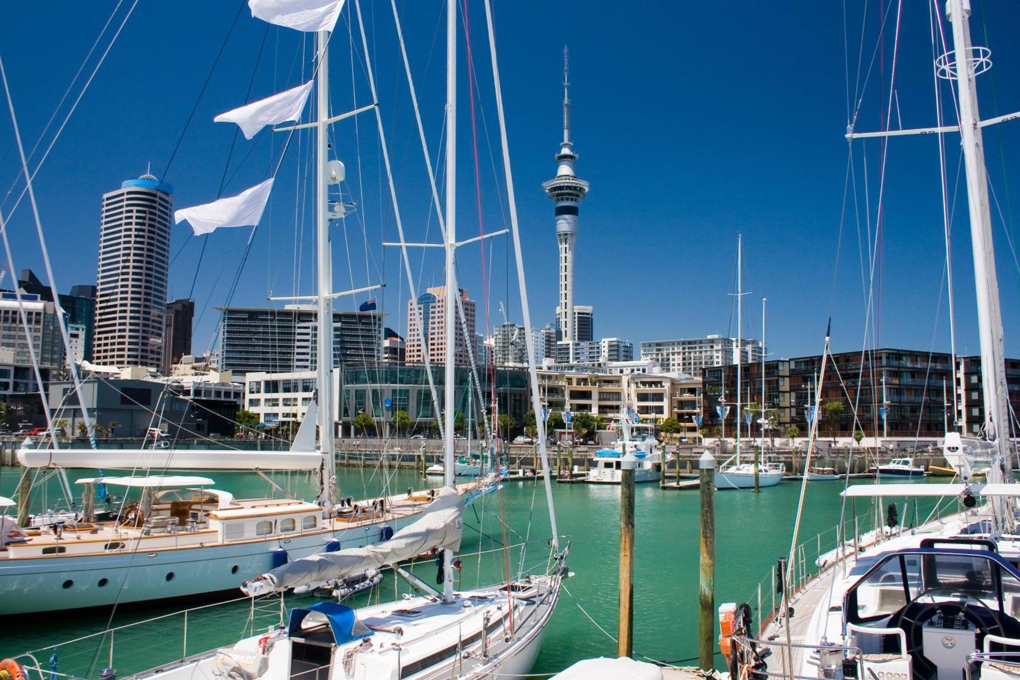 Sophisticated Spacious Apt W Stunning Harbour View Auckland Exterior photo
