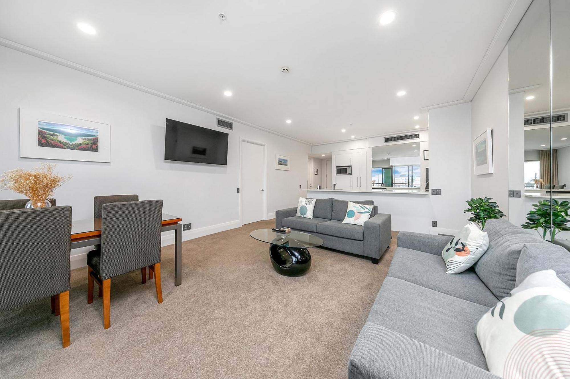 Sophisticated Spacious Apt W Stunning Harbour View Auckland Exterior photo